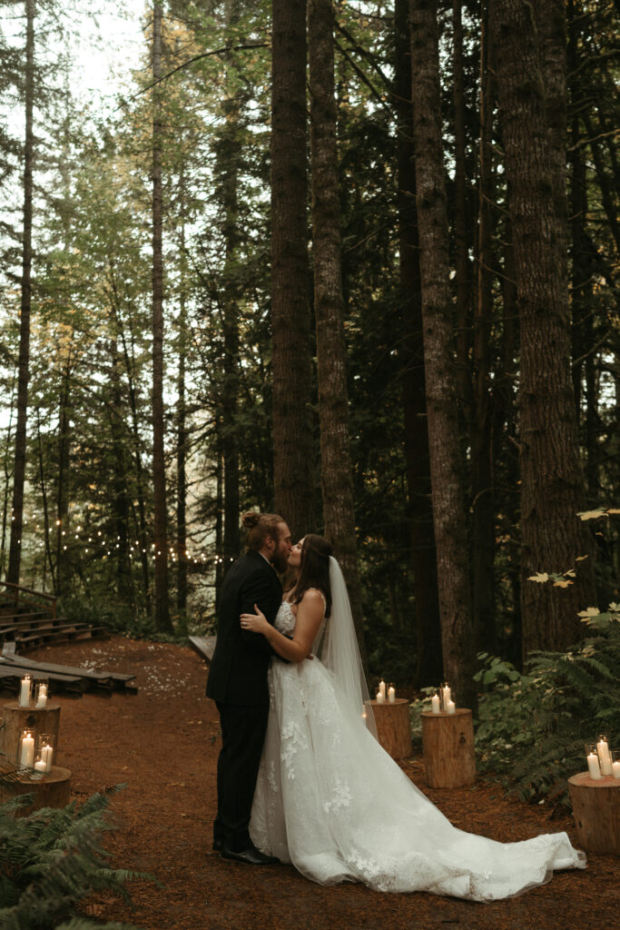 Oregon elopement or wedding