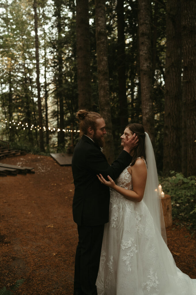 Oregon elopement or wedding