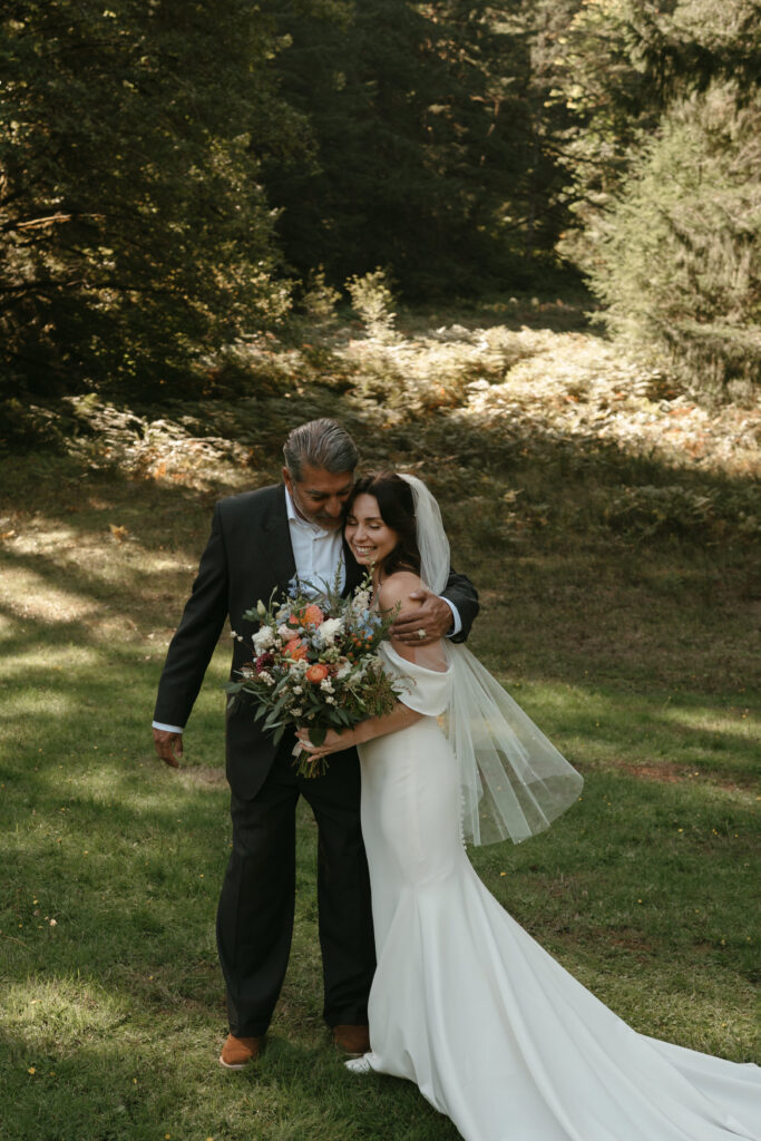 first look with father at oregon wedding