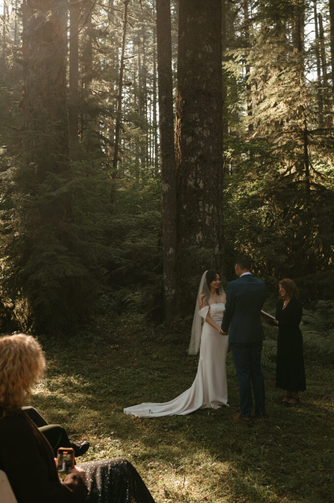 oregon wedding at silver falls state park 