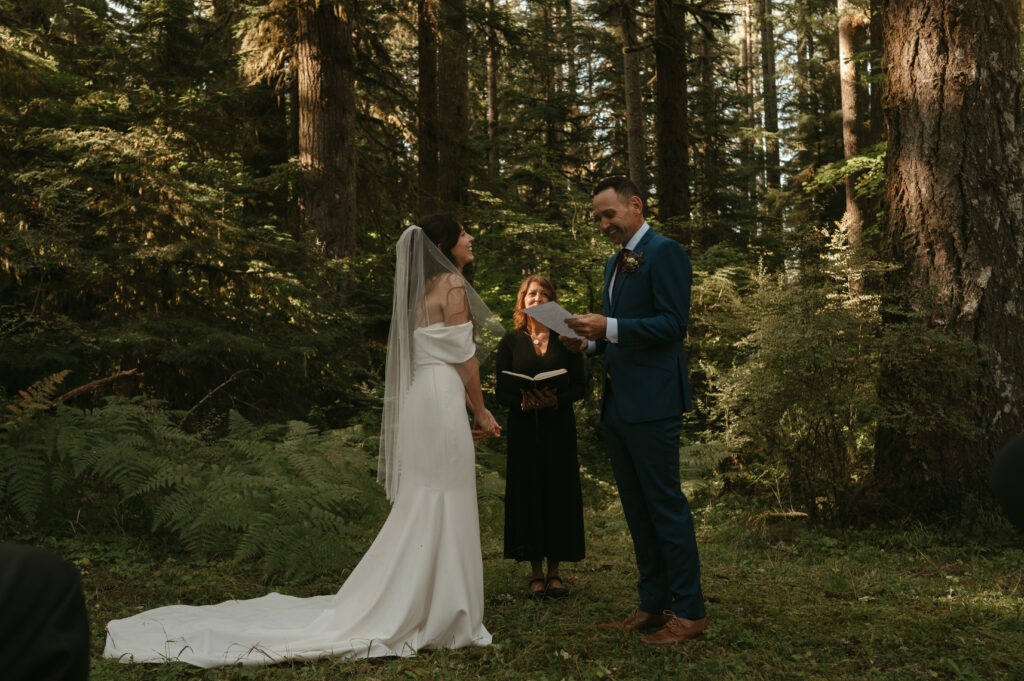 oregon wedding at silver falls state park 