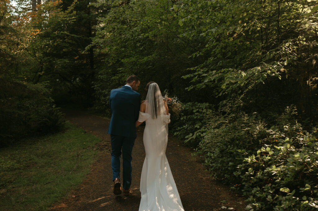 oregon wedding at silver falls state park 