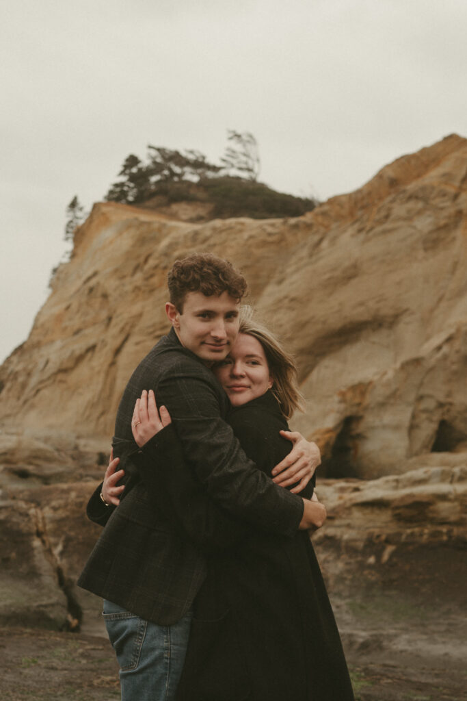 oregon coast engagement session