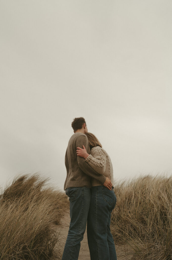 oregon coast engagement session