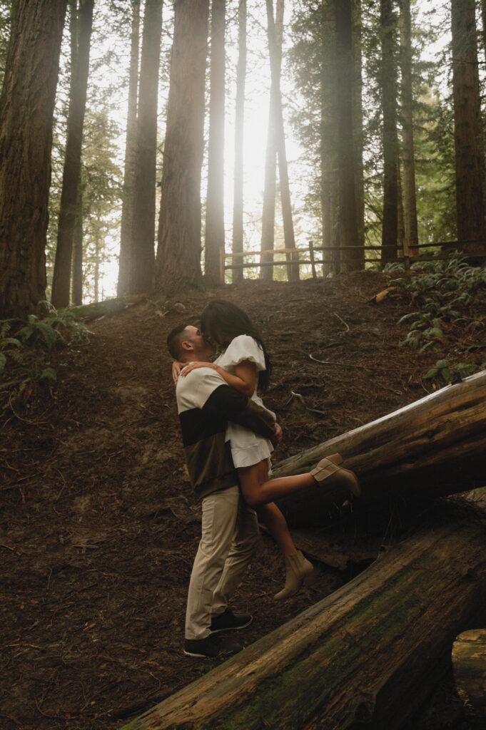 Hoyt Arboretum, Portland Engagement Photos