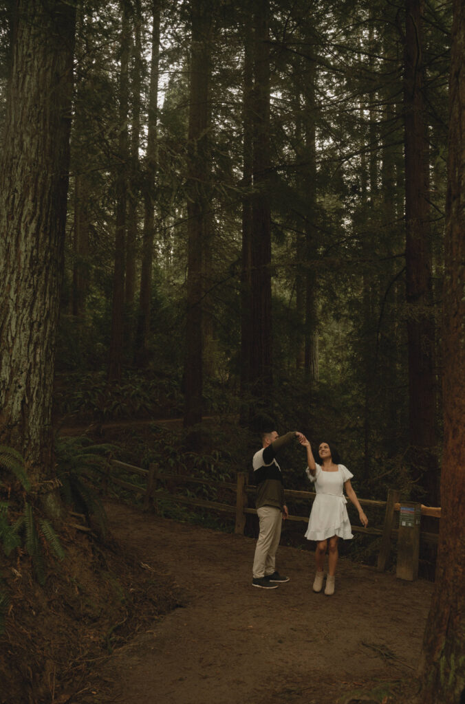 hoyt arboretum engagement photos