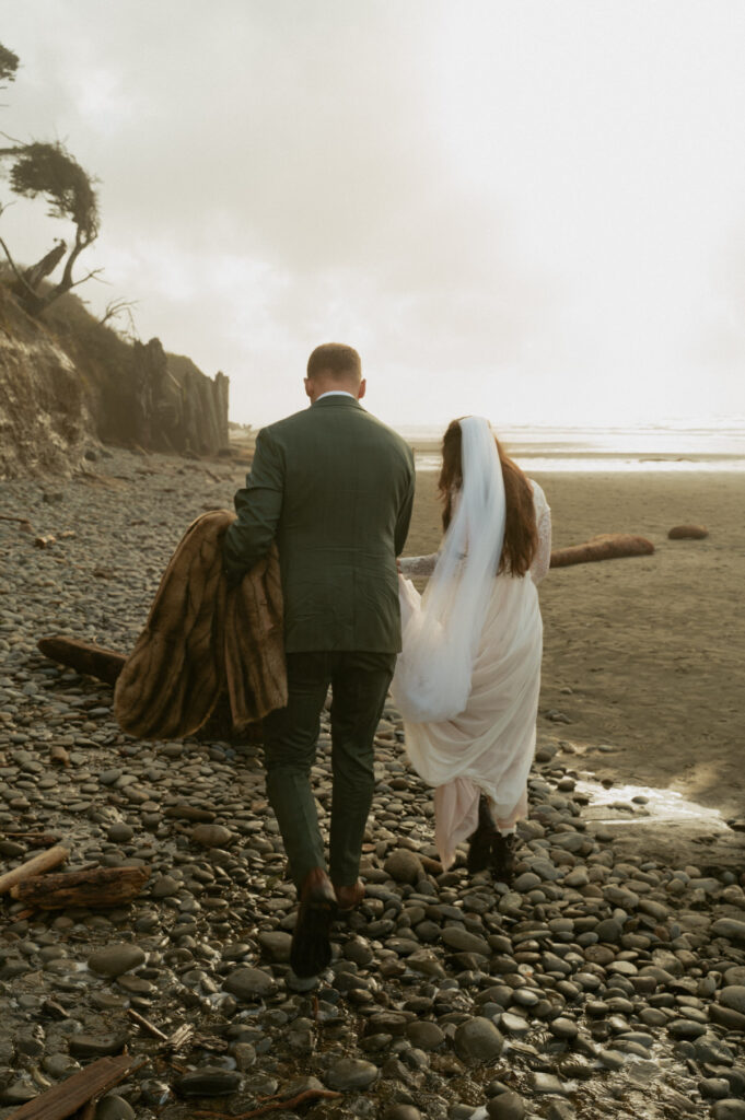 tree of life bride and groom photos