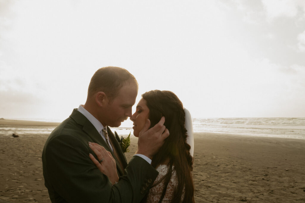 tree of life bride and groom photos