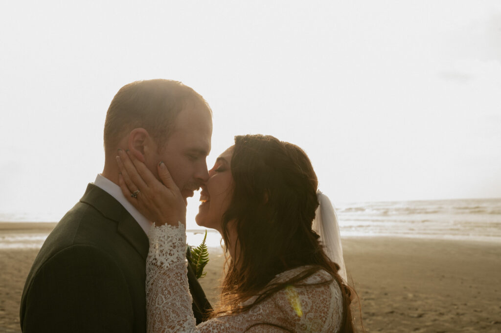 tree of life bride and groom photos