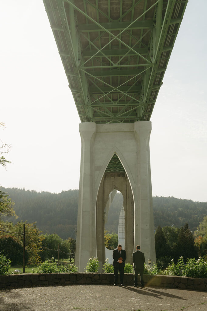 Portland elopement ceremony 