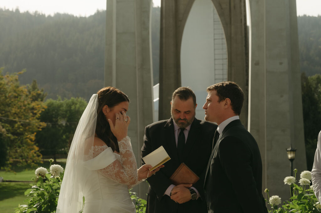 Portland elopement ceremony 