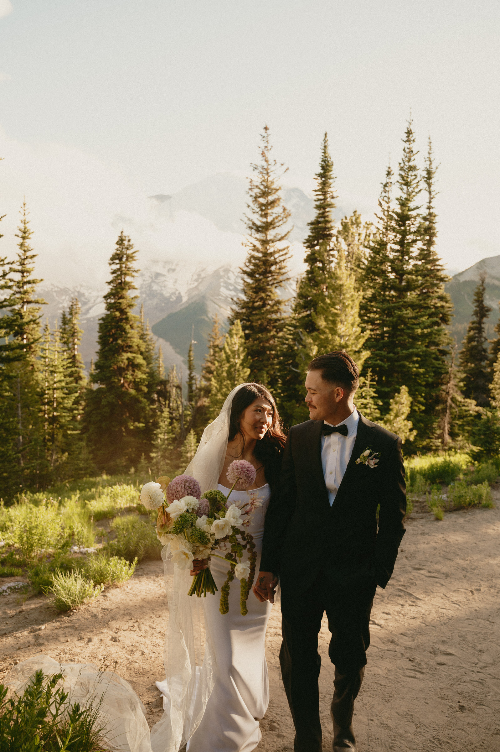 mt rainier wedding ceremony