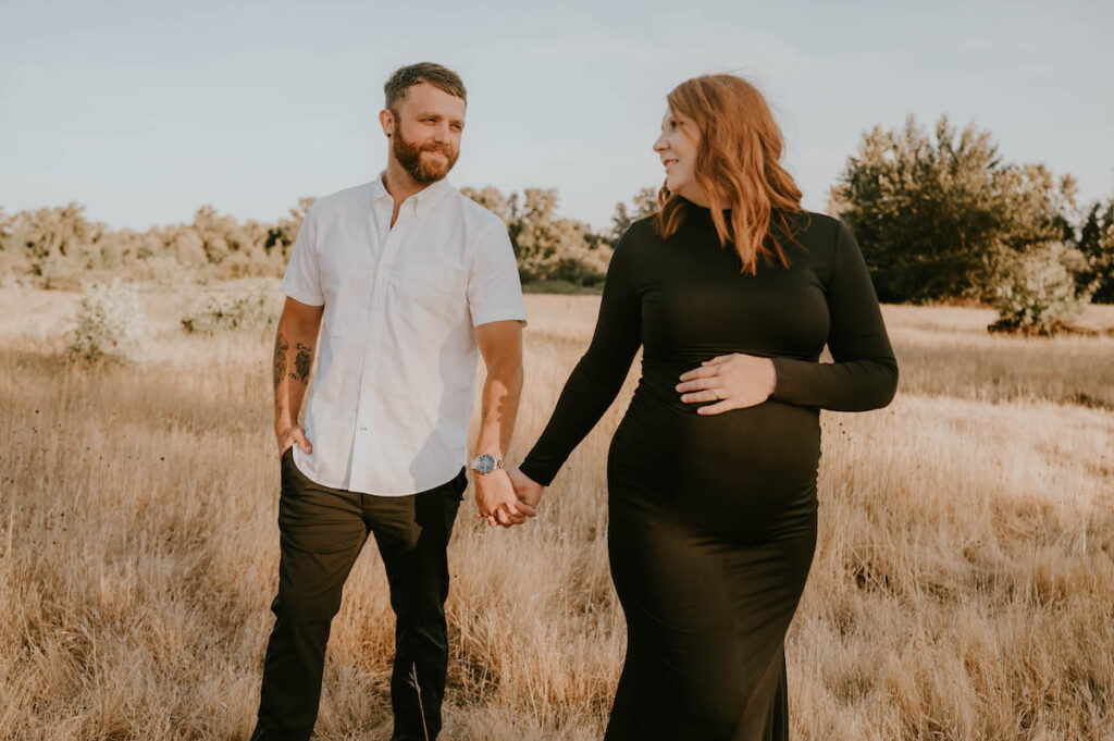 Husband and wife maternity session in Salem, Oregon